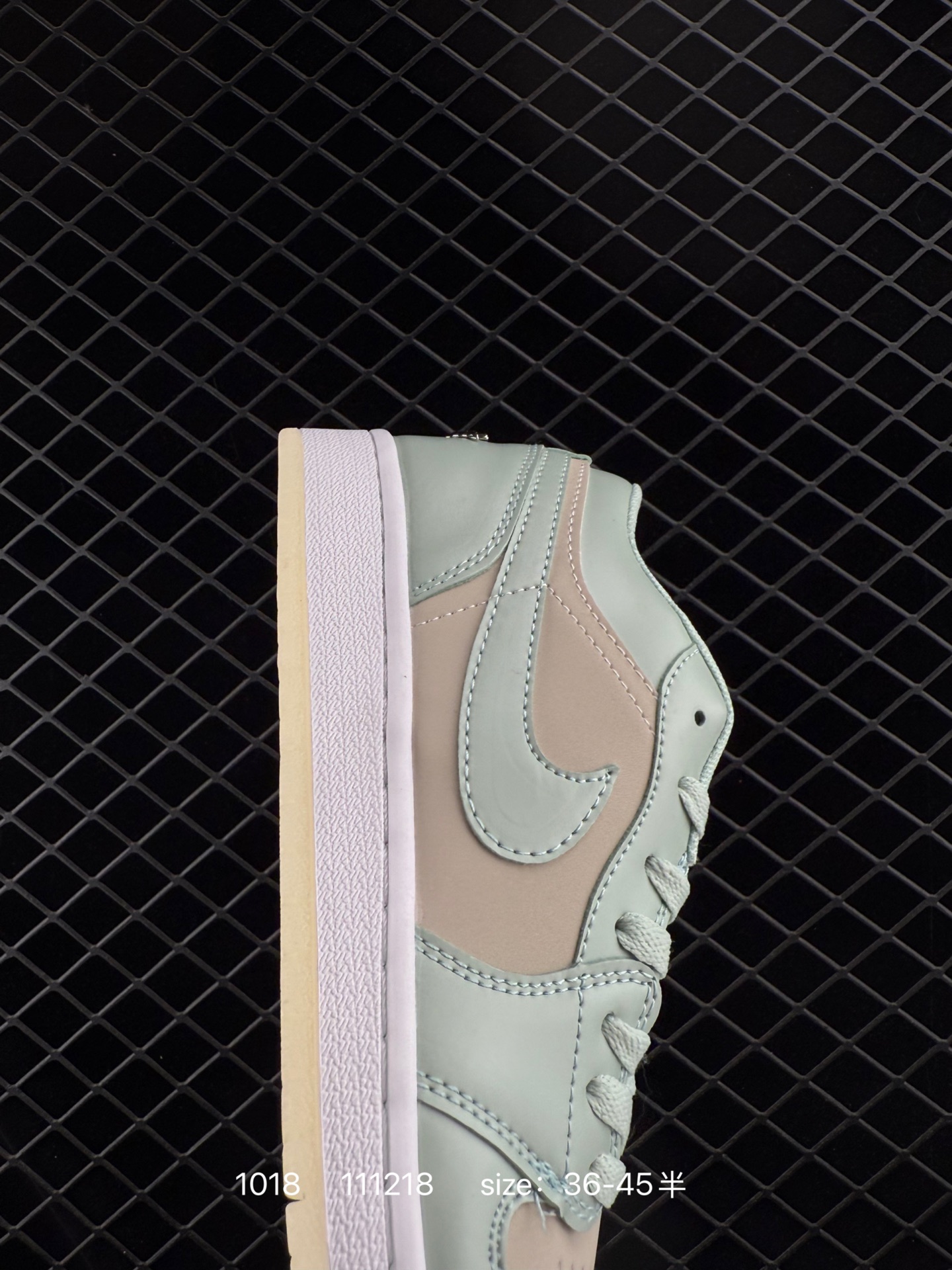 Jordan Air Jordan 1 Low SE“Seafoam